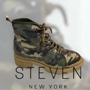 Steven New York Sabri platform camouflage boots. Size 9